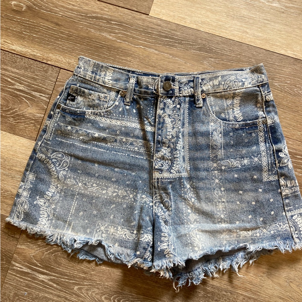 Bandana denim shorts